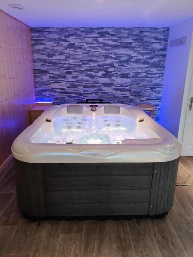 Suite EDEN avec jacuzzi privé Chaumont  Extérieur photo